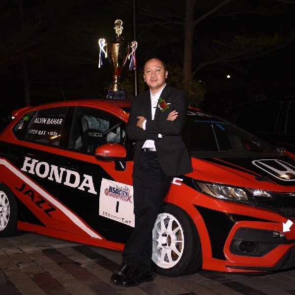 Tim Honda Racing Indonesia Raih Gelar Juara Nasional Balap Turing Kedelapan Kalinya