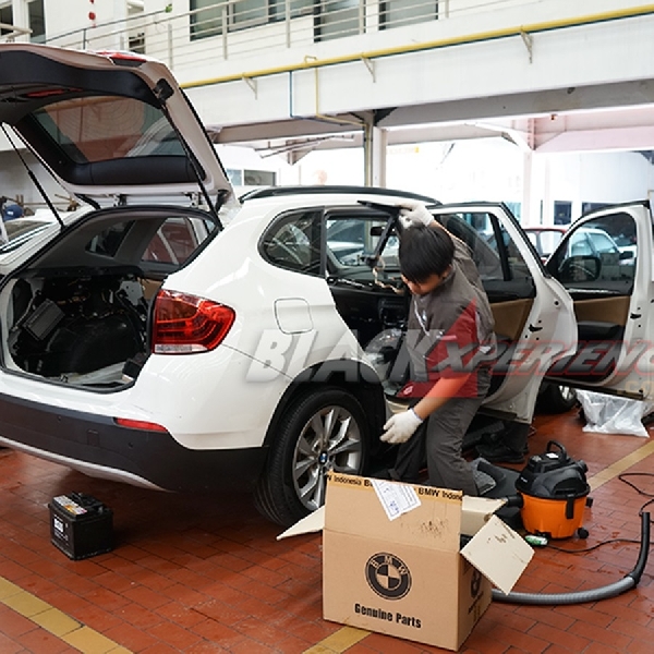 Kisah Penanganan Mobil Terkena Banjir BMW Astra (Part 2) 