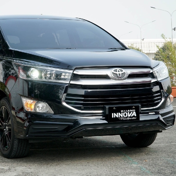 Peringati HUT RI Ke 75, TAM Rilis Dua Varian Terbaru MPV Toyota