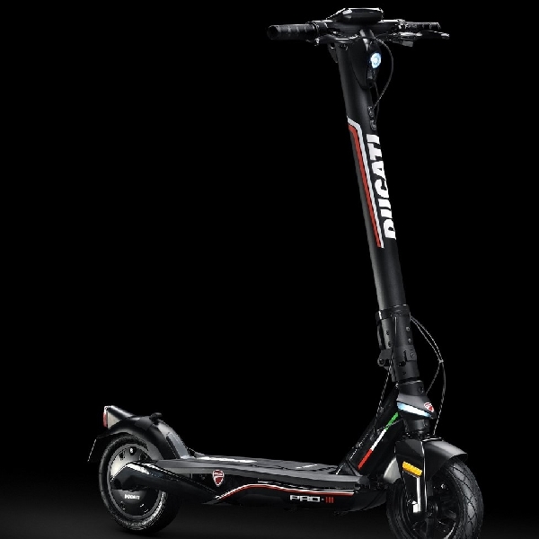 Ducati Meluncurkan E-Scooter Terbaru dan Diklaim Sebagai yang Tercanggih 