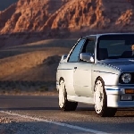 Gila sih, BMW E30 Pasang Mesin M5 V10 Raungan Merdu Melesat Dengan 625HP