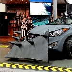 Real Death Race! Hyundai Elantra Coupe Menakutkan Siap Bunuh Zombie