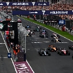 F1: George Russell Menangi GP Australia, Mercedes Borong Finish 1-2