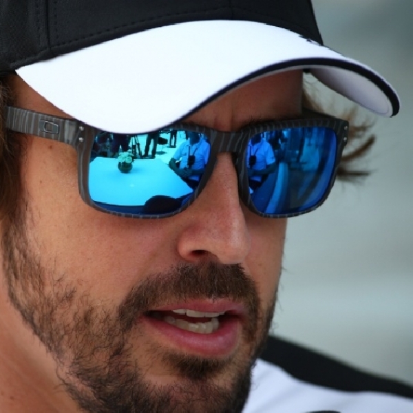 F1: ALonso Enggan Campuri Urusan Red Bull