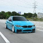 Bukan BMW F30 Biasa, Convert Body Fitment Juara  Jadi Pusat Perhatian