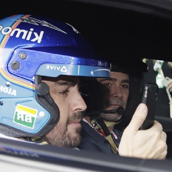 Belum Putuskan Karir di Dunia Balap, Fernando Alonso: “Uji Coba NASCAR Hanya Untuk Kesenangan”