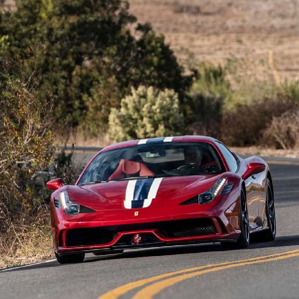 Ferrari 458 Speciale Lapis Baja Ini Kendaraan Paling Aman