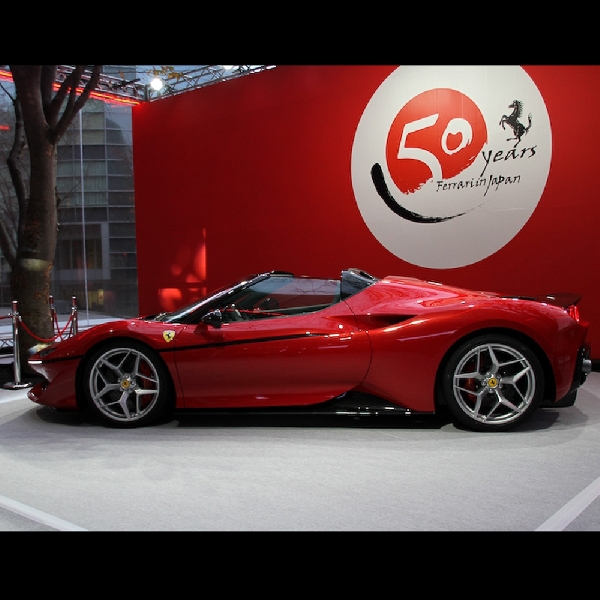 Ferrari J50 - Warisan Unik Ferrari