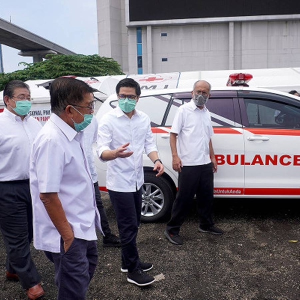 Perangi Covid-19, Toyota Indonesia Serahkan Bantuan Untuk Tenaga Medis