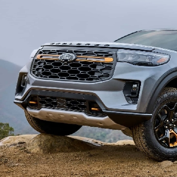 Ford Explorer Siap Offroad dengan Paket Performa Tremor 