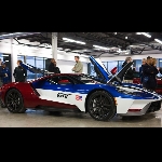 Ford GT  dengan Skema Victory untuk Karyawan Ford