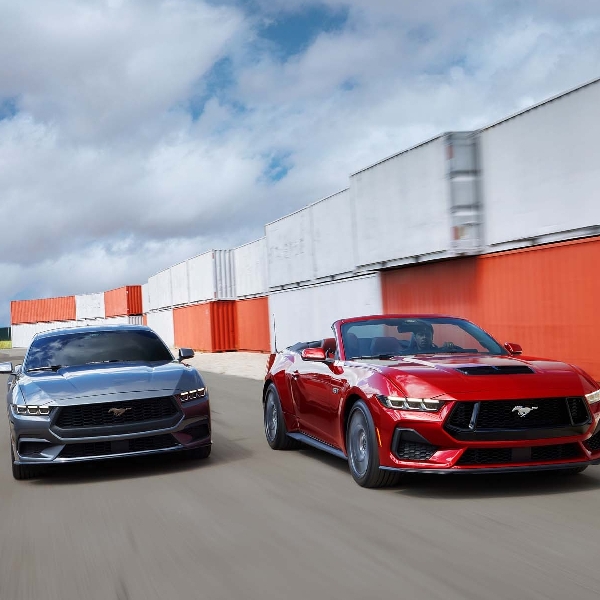 Tidak Jadi EV, Ford Luncurkan All-New Mustang 2023 Dalam Dua Varian