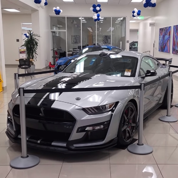 Dealer California Bandrol Harga Rp3 Miliar Untuk Ford Mustang Shelby GT500