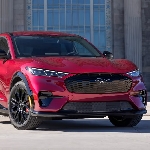 Akibat Kunci Pintu yang Berbahaya Ford Recall Ratusan Ribu Mustang Mach-E 