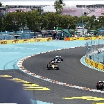 F1: Kualifikasi Yang Penuh Drama, Sergio Perez Rebut Pole Position GP Miami