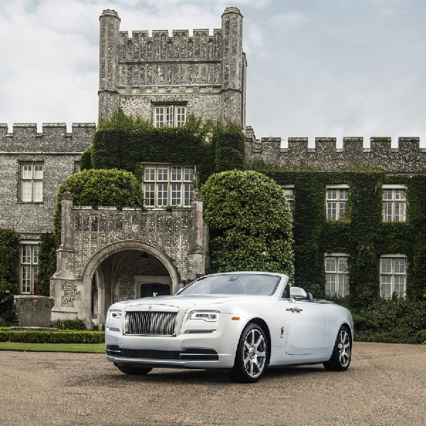 Inilah Rolls Royce dengan Sentuhan Desain Barclay Butera