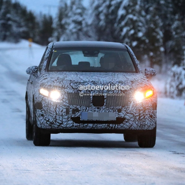 Generasi Kedua Mercedes-Benz GLC 2023 Nampak Lebih Besar Dari Pendahulunya