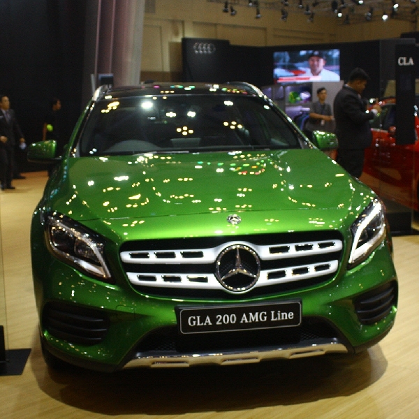 Mercedes-Benz GLA Tampil Eksklusif dalam Balutan Warna Hijau