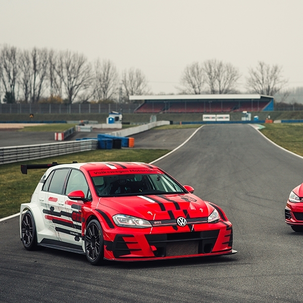 Volkswagen Lakukan Update Pada Golf GTI TCR