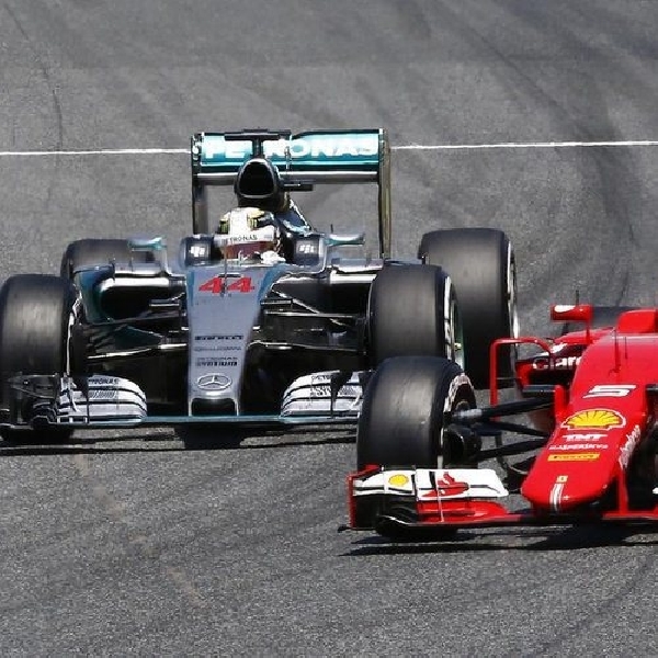 F1: Hamilton Mulai Cemas Serangan Balik Ferrari
