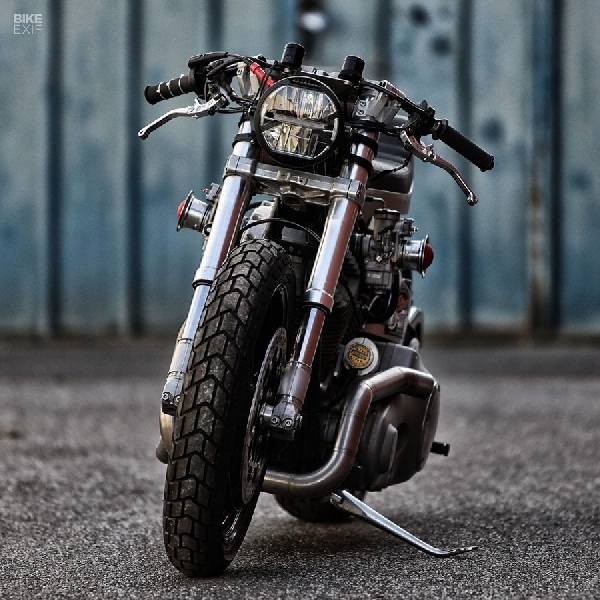 Bruiser: Sepeda Motor Drag Harley Softail dari Belgia