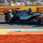 F1: Mercedes Dominan, George Russell Rebut Pole Position GP Australia