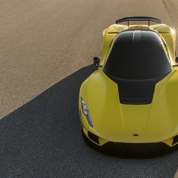 Uji Coba Venom F5, Menunggu Duel Agera RS versus Chiron