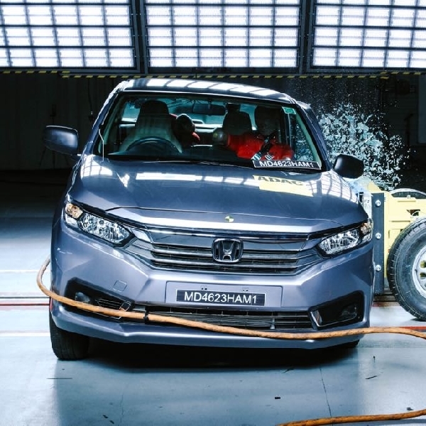 Honda Amaze Hanya Raih Rating Bintang Dua Di Uji Tabrak Global NCAP