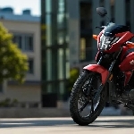 Inilah Honda CB125F, Motor Naked Bike Tapi Seirit Skutik