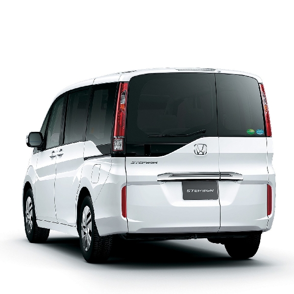 Honda Meluncurkan Preview dari All-New Step WGN Minivan