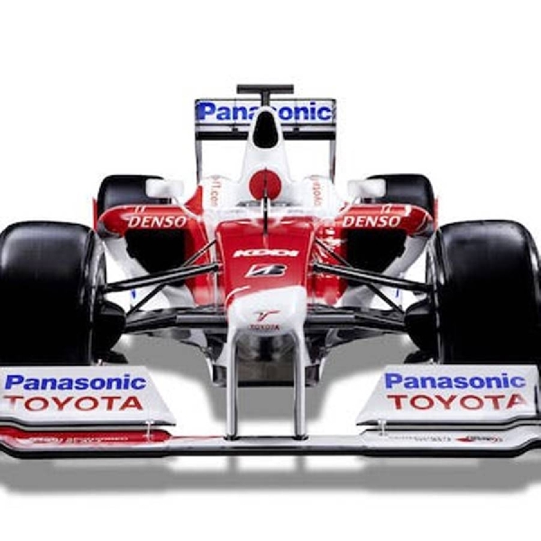 Bekas Mobil F1 Toyota ini Dilelang Untuk Perangi Covid-19