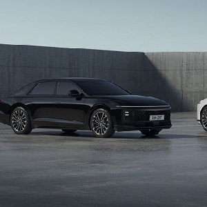 Hyundai Grandeur 2025 Hadirkan Paket Eksterior Hitam dan ADAS yang ...