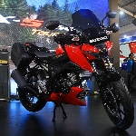 Lengkapi Varian, Suzuki GSX-S150 Touring Edition Diluncurkan