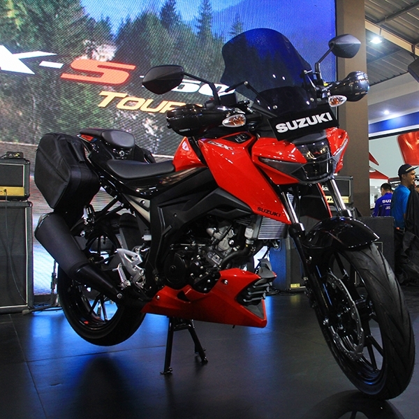 Lengkapi Varian, Suzuki GSX-S150 Touring Edition Diluncurkan