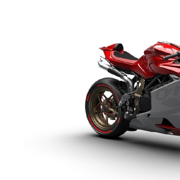 MV Agusta Superveloce 1000 Serie Oro Dijual Terbatas, Bisa Dipakai Balap