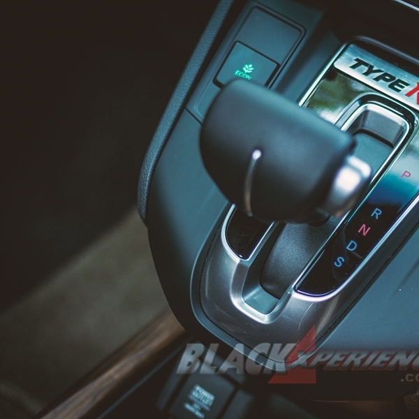 Shift Knob Button Honda CR-V 2017-2018 Bermasalah, Honda Lakukan Recall