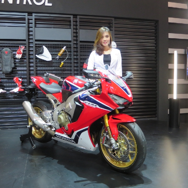 Astra Honda Resmi Datangkan CBR1000RR Fireblade