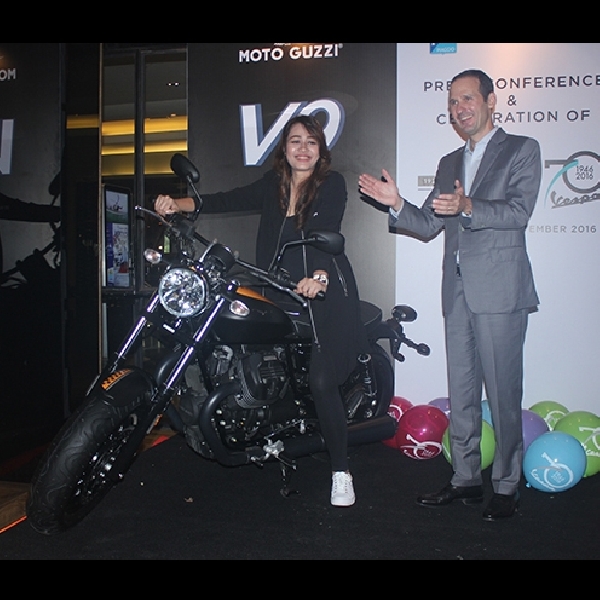 Piaggio Indonesia Luncurkan Moto Guzzi V9 dan Vespa Settantesimo