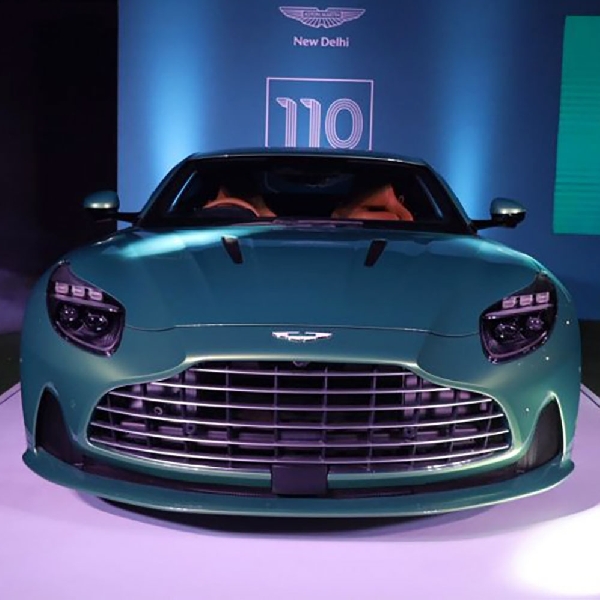 India Hadirkan Aston Martin DB12 Super Tourer Pertama di Dunia