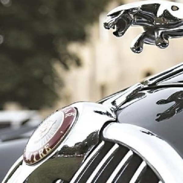 Jaguar Akhiri Produksi Mobil ICE Sebelum EV Dirilis