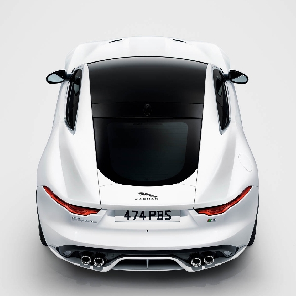Jaguar F-Pace dan F-Type Edisi Khusus Meluncur di Jepang
