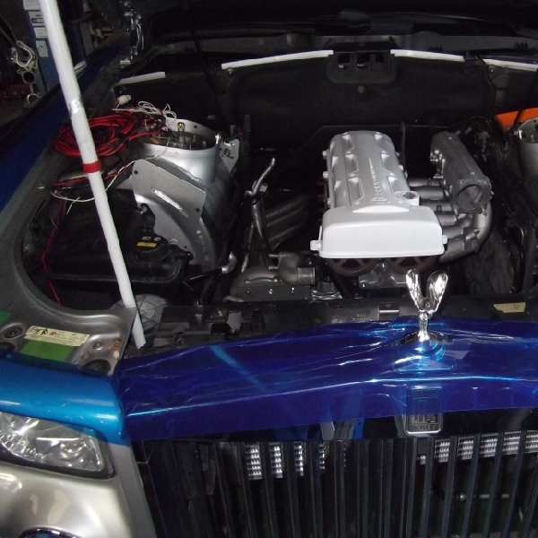 Modifikasi Rolls Royce Phantom: Jangan Kaget Sama Tenaganya