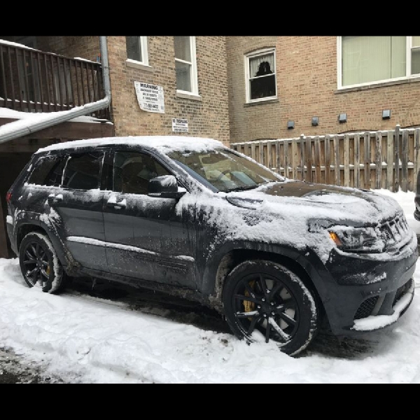 Cherokee Trackhawk 2018 Cukup Tangguh di Medan Salju