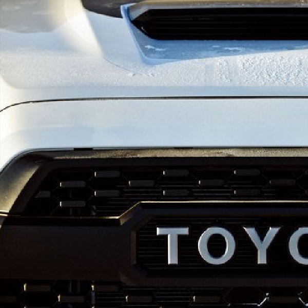 Jelang Debut Premier 2016, Toyota Mulai Goda Varian Baru Lewat Teaser