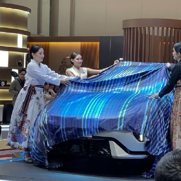 Mobil Listrik Baru KIA EV4 Dikenalkan di GIIAS 2025, Design Sporty Baterai Hingga 630KM?