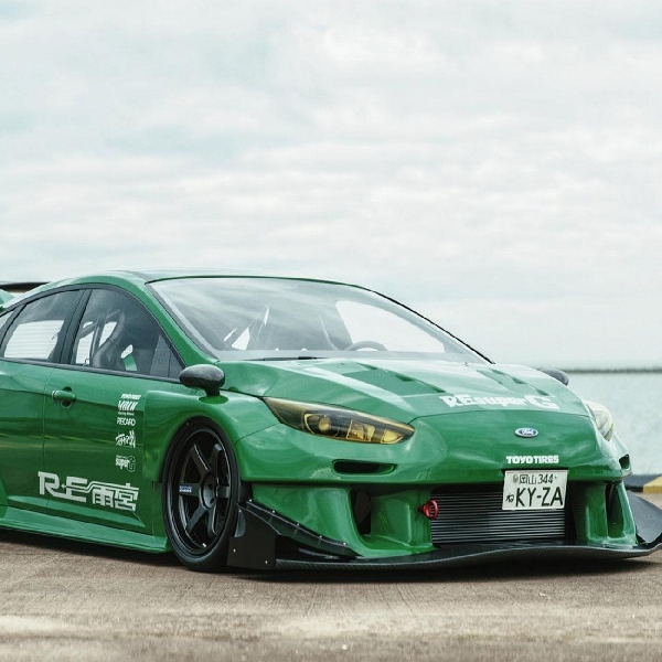 Ford Focus RS Terinspirasi Mobil Balap Mazda RX-7