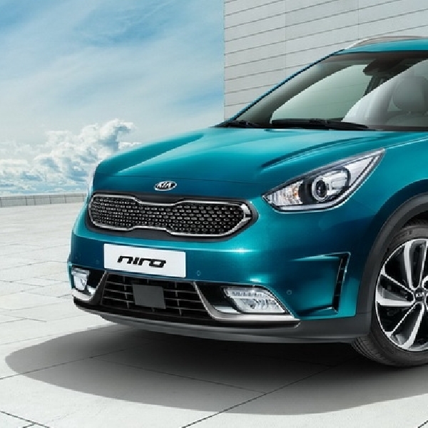 Kia Niro Siap Diboyong Ke Jenewa 2016