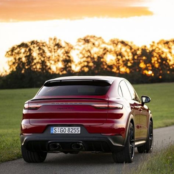 Porsche Ungkap Knalpot Baru Cayenne GTS Coupe