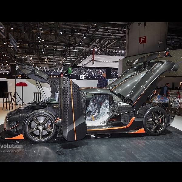 Koenigsegg : Selamat Tinggal Agera RS, Selamat Datang Hypercar Regera 