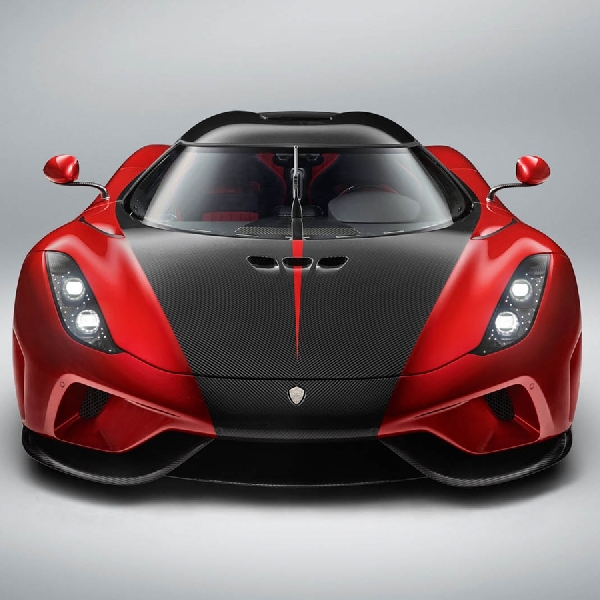 Dua Koenigsegg Regeras hadir di Geneva Motor Show